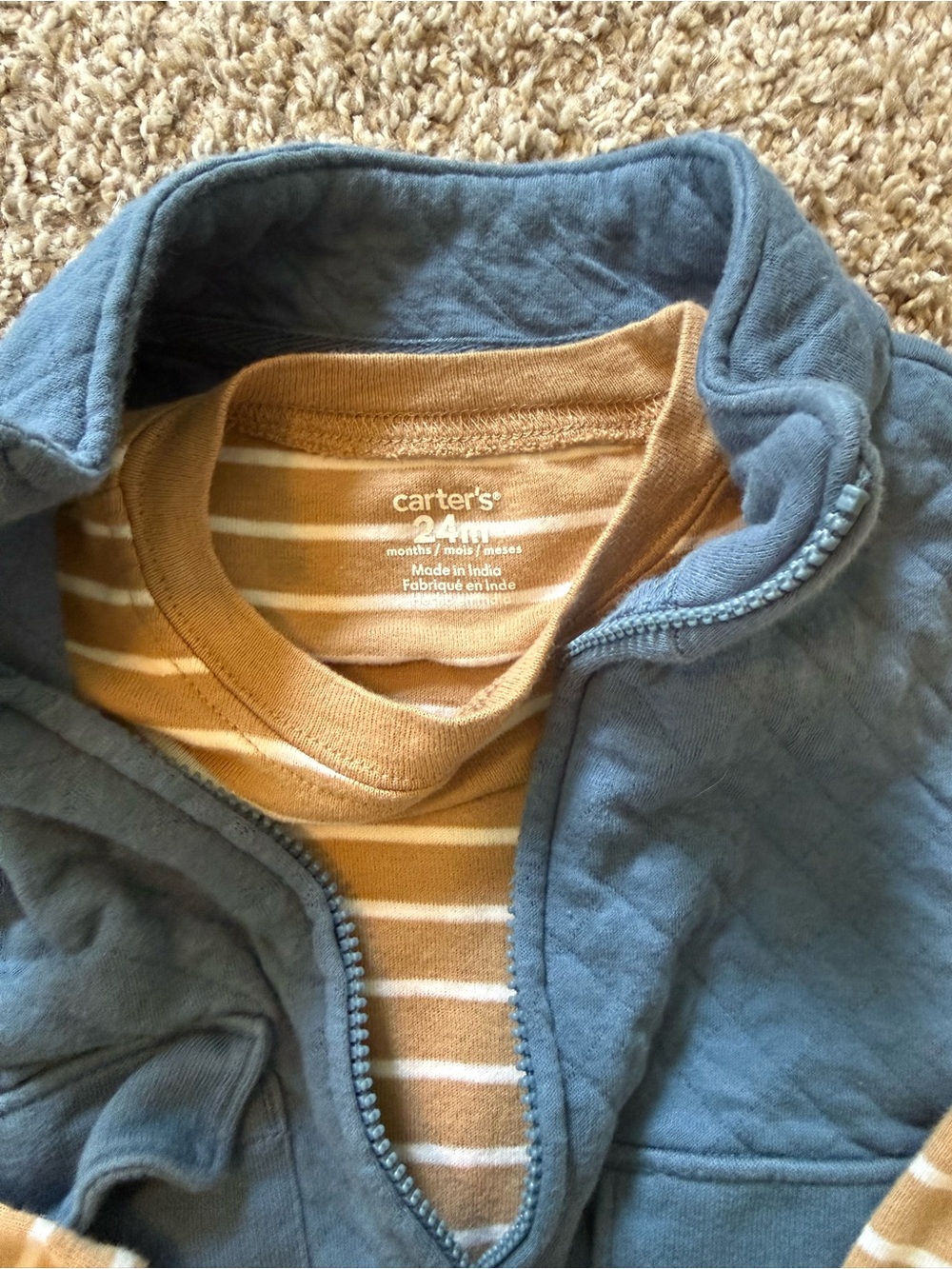 Carters Matching Set - Picture 4 of 4